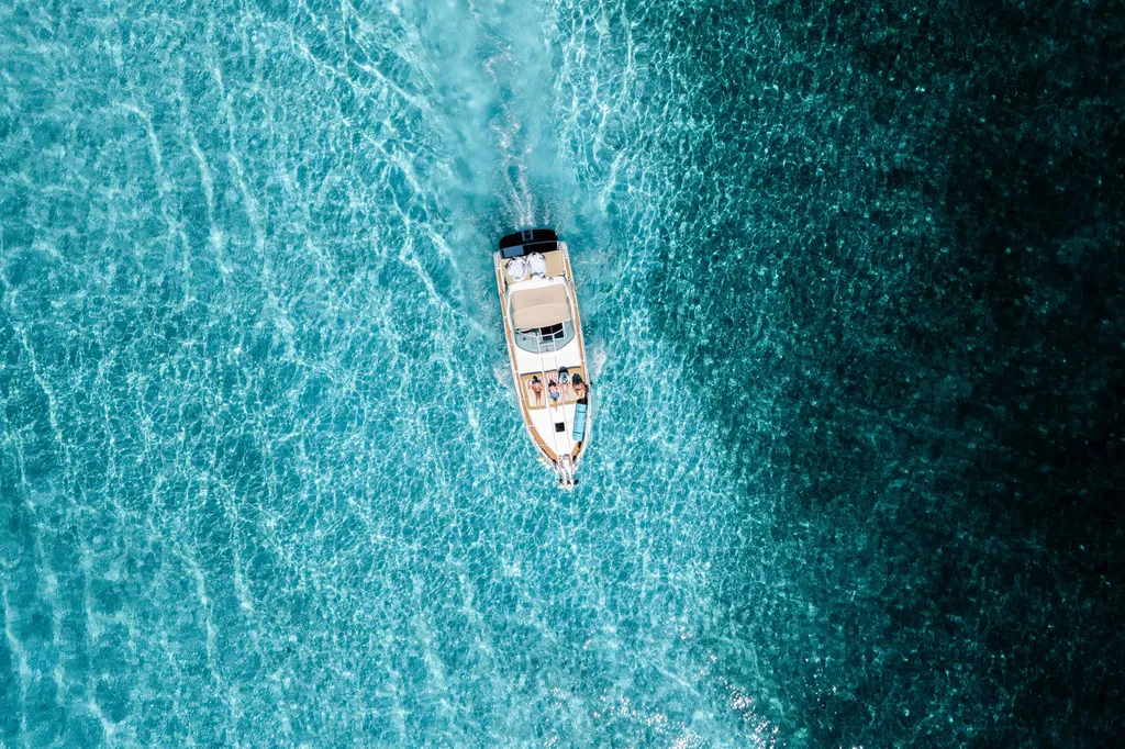 remote image