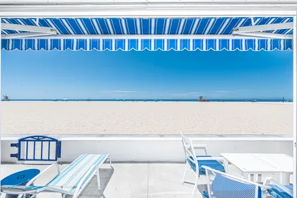 The beach and Pacific beyond is your new front yard, with plenty of space to splash, play, and stroll to your heart's content.