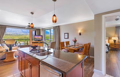 A fantastic 10th floor penthouse 2 bedroom suite