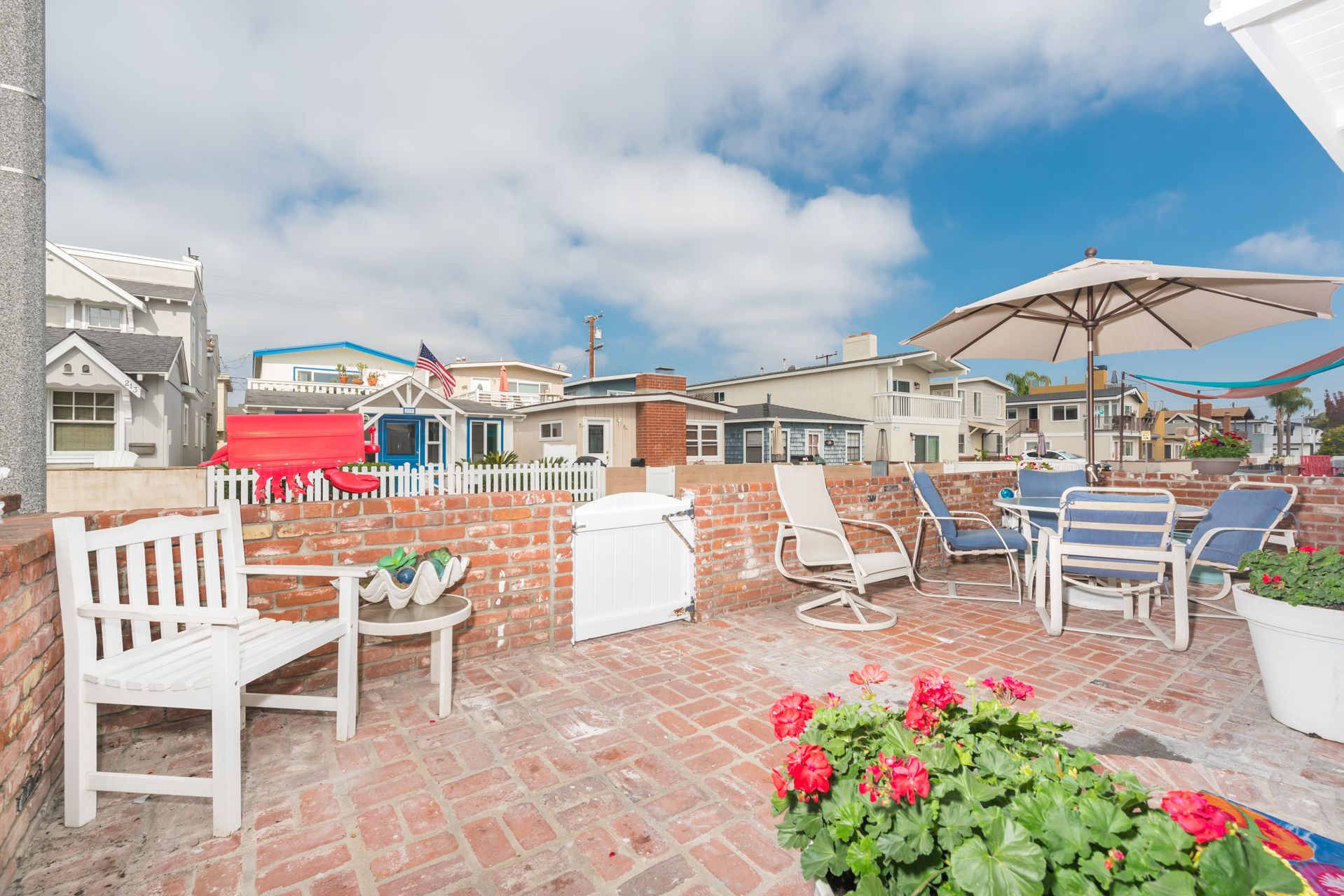 Sliding doors open out to the large front patio, with plenty of space for the whole group to soak up the California sunshine.
