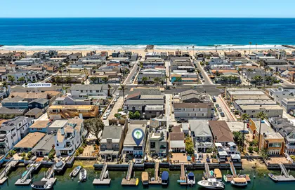 Ideally located on the Balboa Peninsula, just steps from both the bay and the beach.
