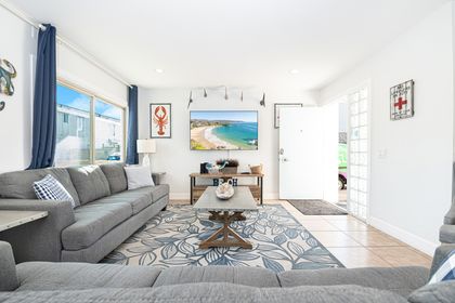 Enjoy this airy coastal living space designed for relaxed mornings and stress-free evenings