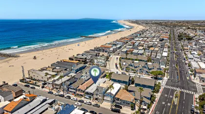 Aerial view showcasing the home's prime beachside location