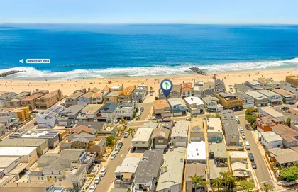 Prime beachside location just two homes from the sand in Newport Beach