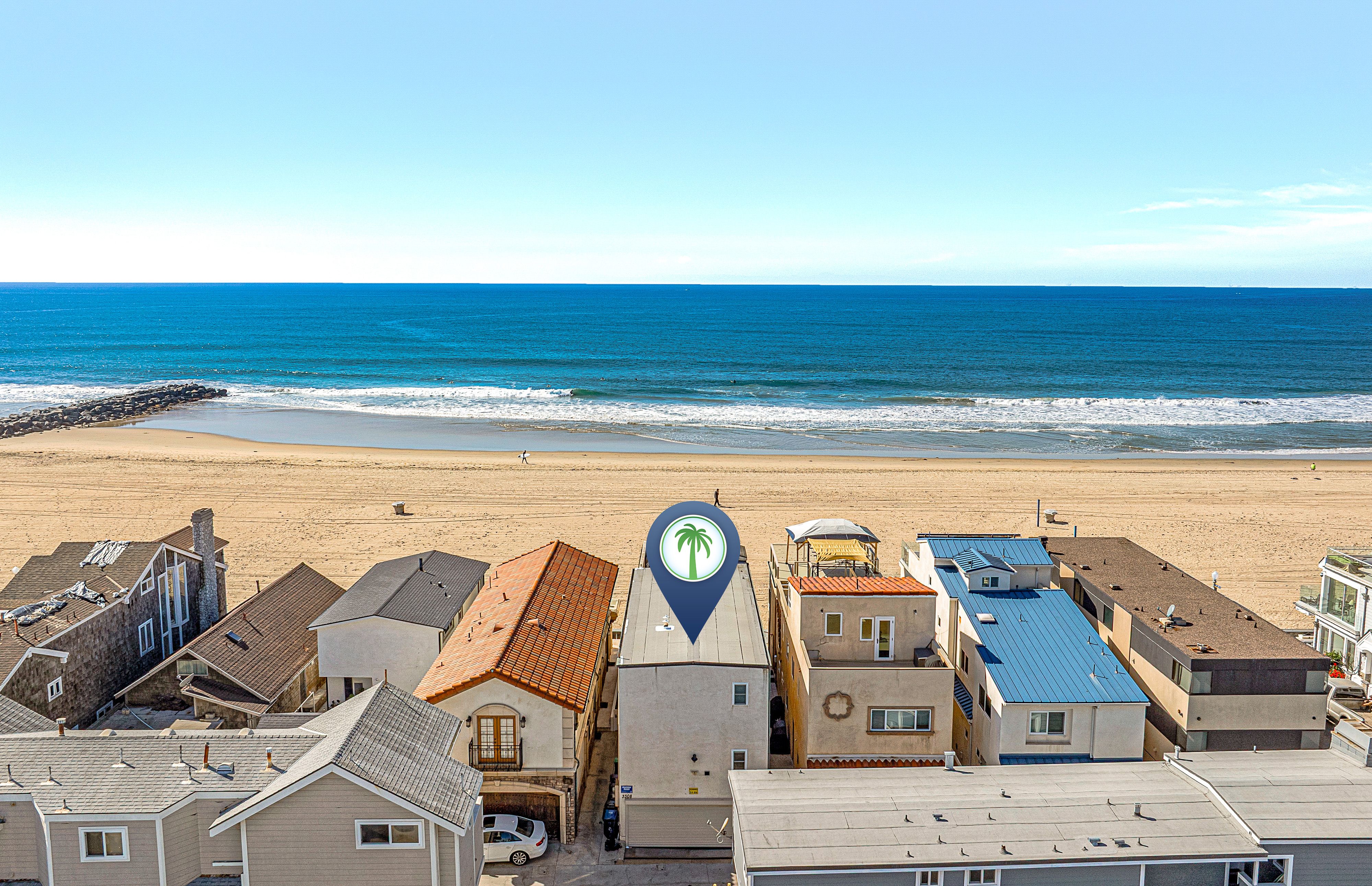 Enjoy a prime oceanfront location on the Balboa Peninsula—just steps from the sand and surf.