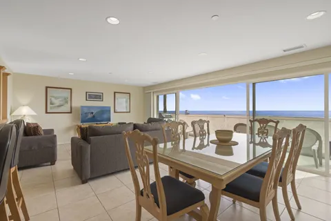 Experience the mesmerizing front row views of the Pacific Ocean: sunrises, sunsets, whales and dolphins of many varieties, sea birds, rolling waves, and lots of beach fun!