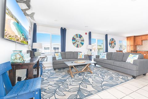 The open floor plan makes for easy group hangouts after a day at the beach.