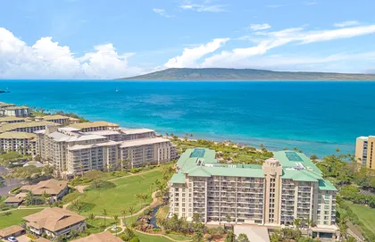 Featuring 36 lush acres on Kaʻanapali North Beach