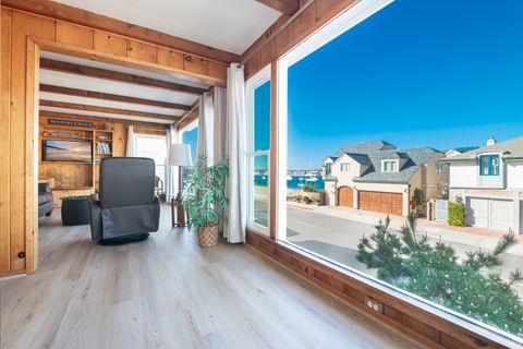 Due to the moderate climate, this home, like most in the area, does not include central air.