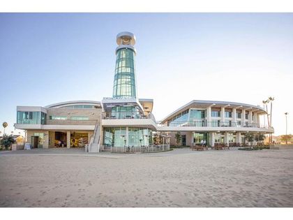 View of the Lighthouse Cafe at Marina Park, which serves breakfast, lunch, and dinner. The views can't be beat, either!